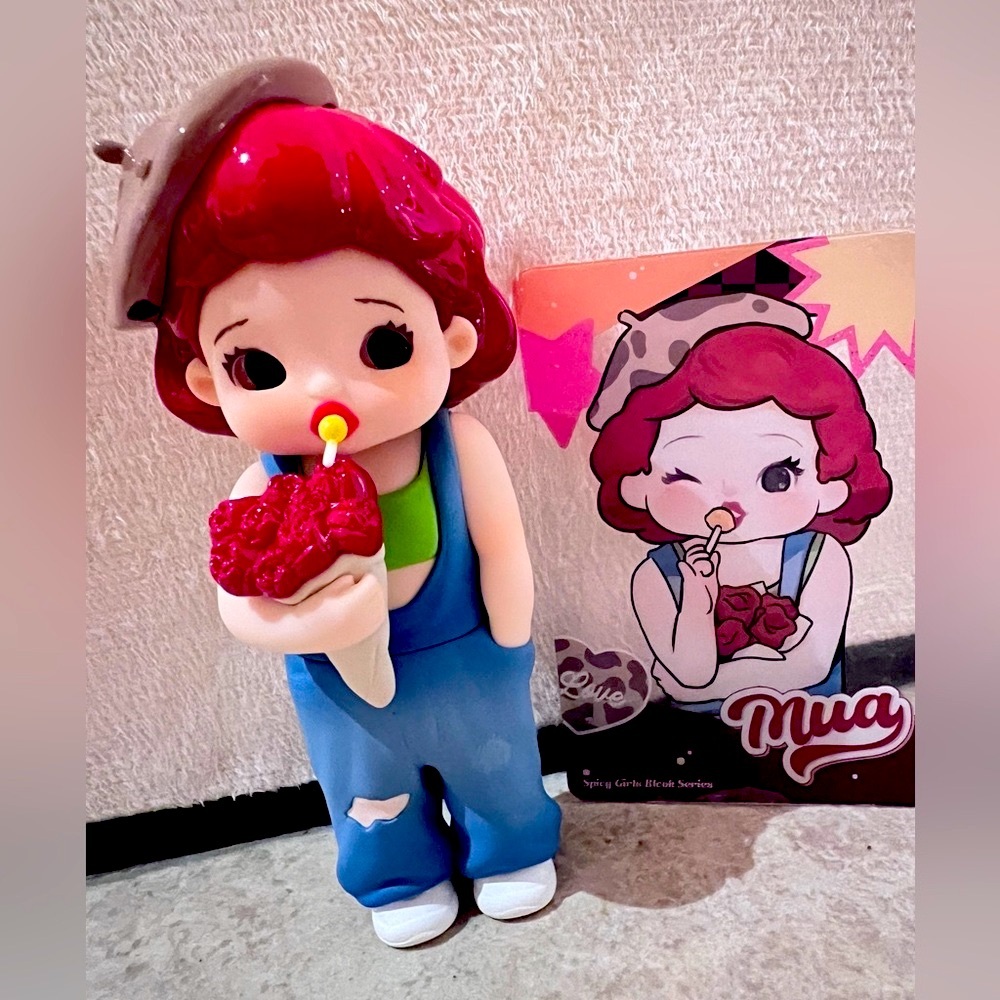 ❤️Kids Action Figure with Red Hair and Blue Outfit